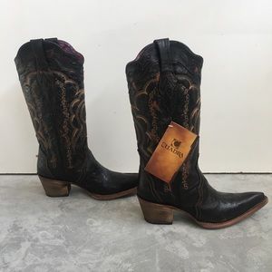 Cuadra women’s western boots